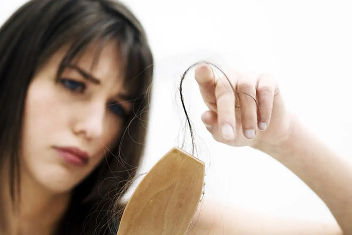 ریزش مو در زنان، ممکن است کچل شوم؟