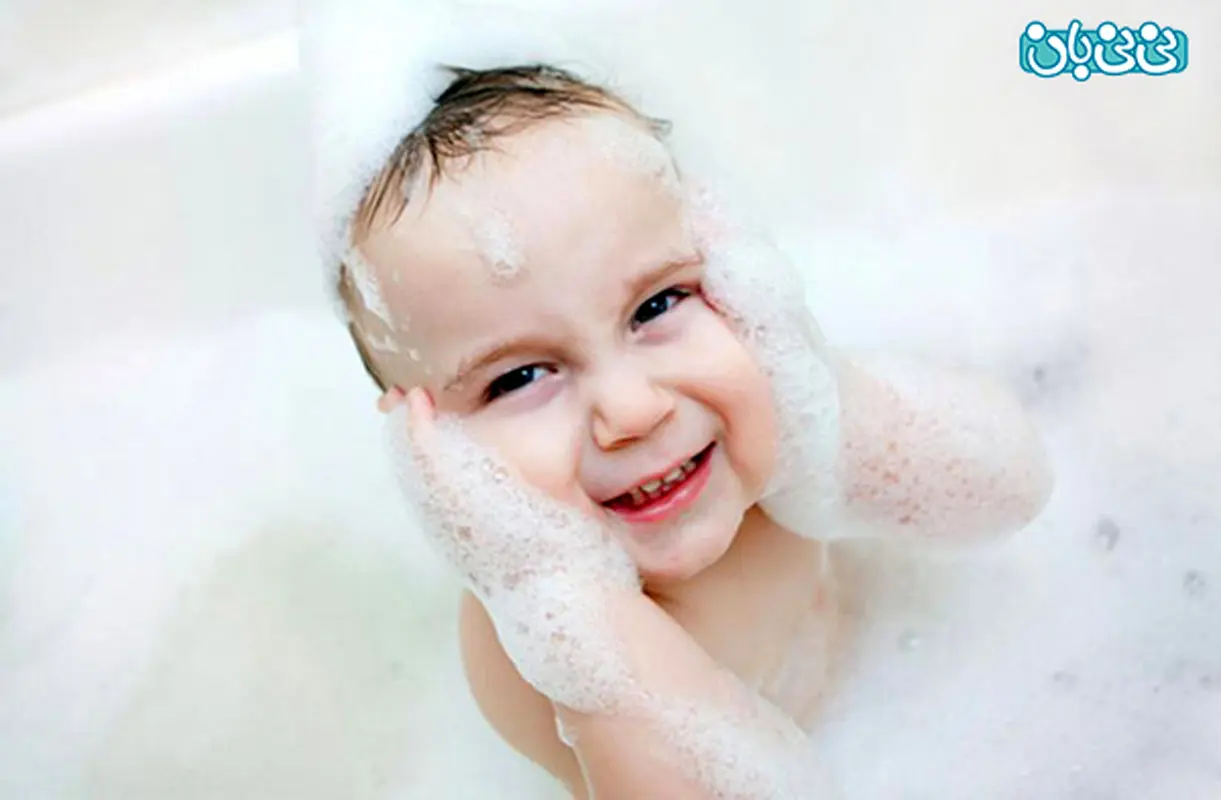 شامپو برای کودکان، چی خوبه چی بد؟