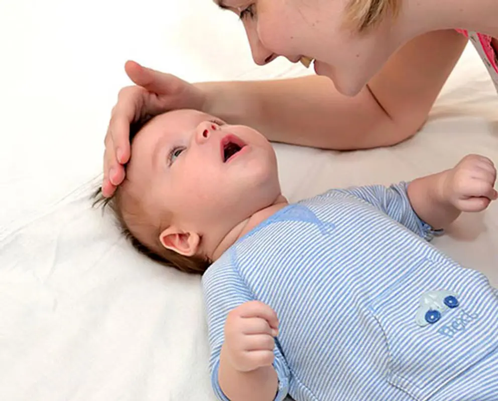 تا حد امكان، كودك را پوشك نكنید