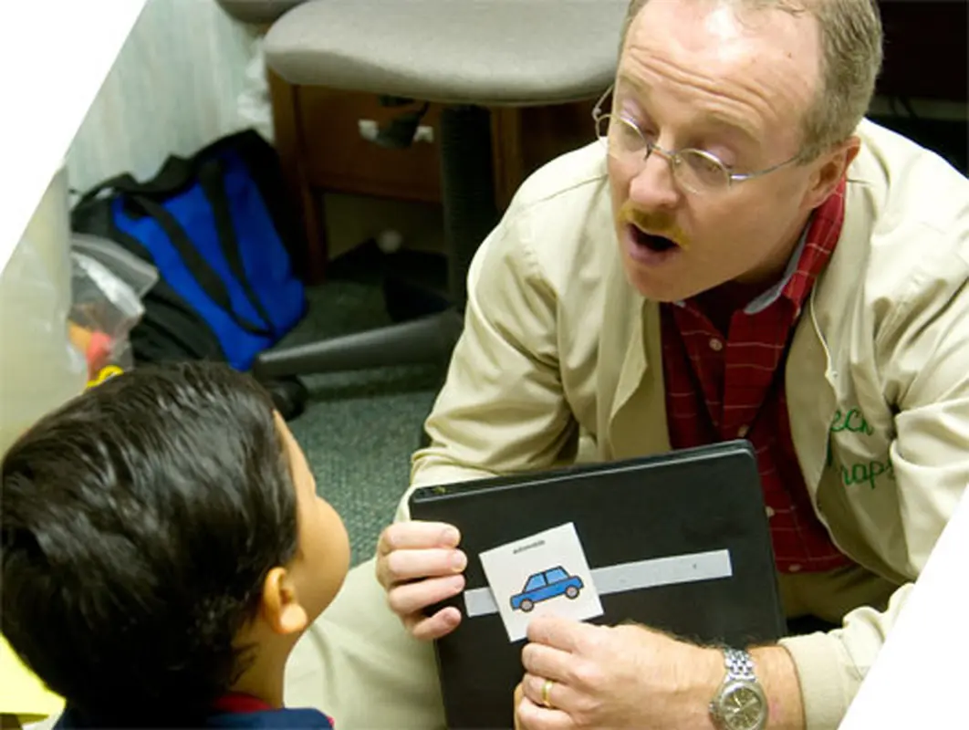 نحوه درمان لکنت در بچه ها