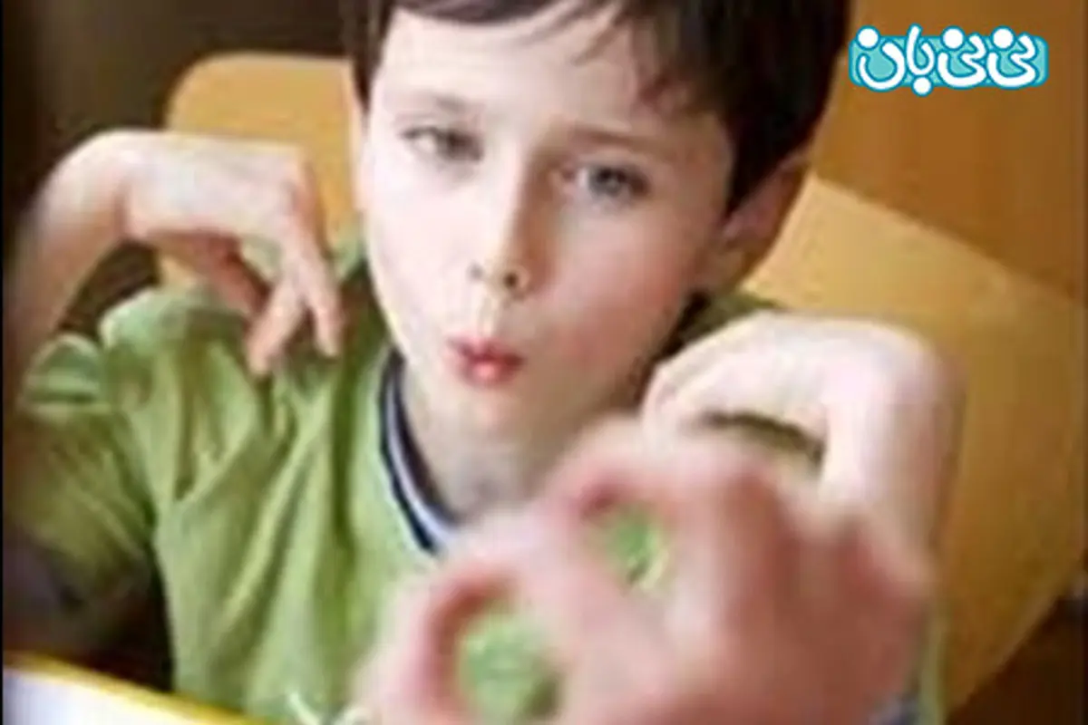 عوامل لکنت زبان کودکان، اجبارشان نکنید