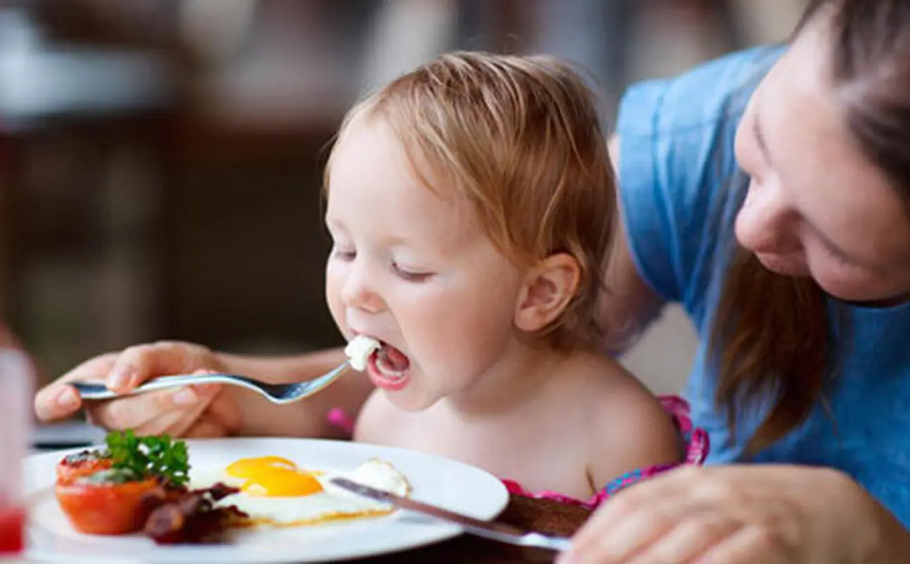 آزاد گذاشتن کودکان، نوع انتخاب غذا