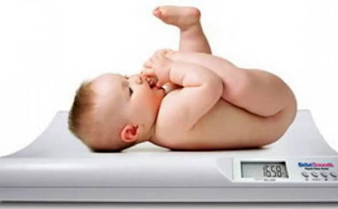 وزن گیری نوزاد چگونه است؟