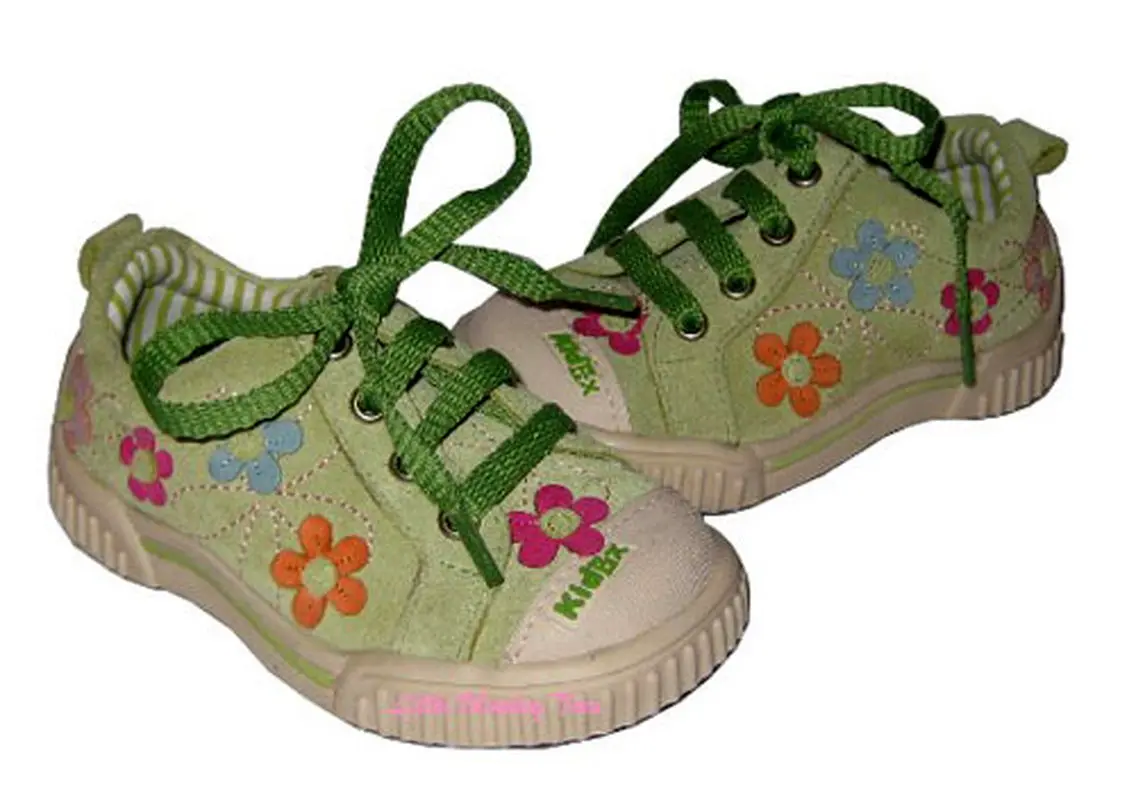 انتخاب کفش کودک، راهنمای خرید والدین