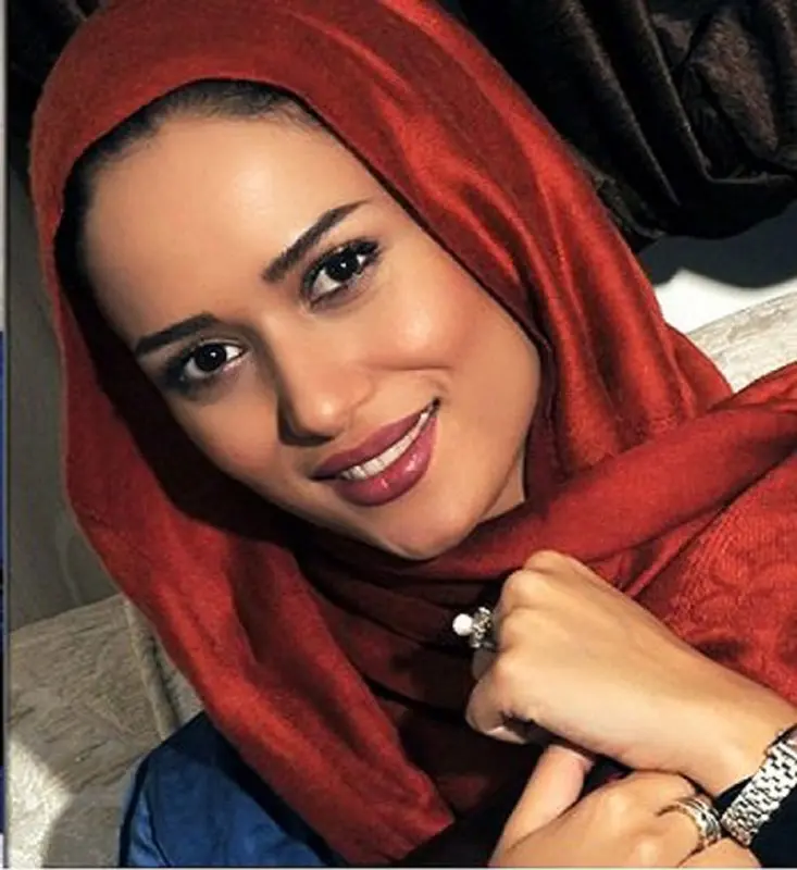 خانم پریناز ایزدیار، درباره رژیم غذایی‌اش می‌گوید