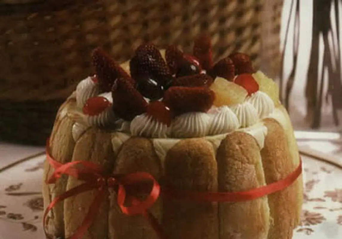 دسر خوشمزه برای کودکان، طرز تهیه شارلوت