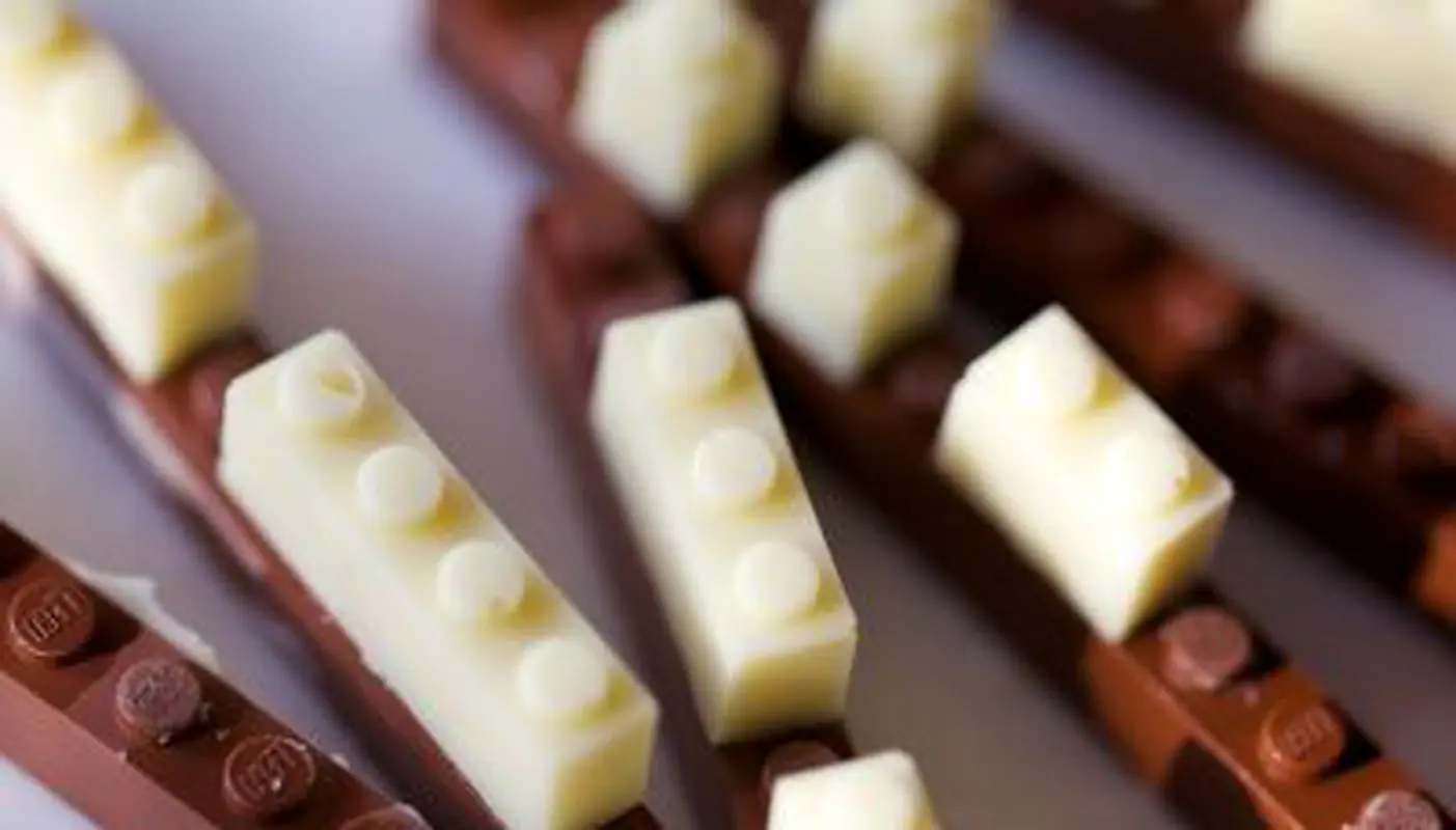 شکلات های لگویی