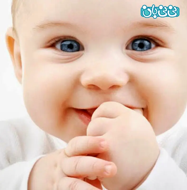 انگشت مکیدن در نوزادان، دلیلش چیست؟