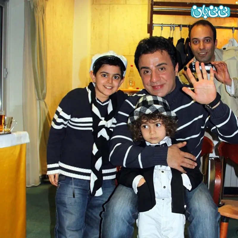عکس کامران نجف زاده، همراه پسرش در اینستاگرام