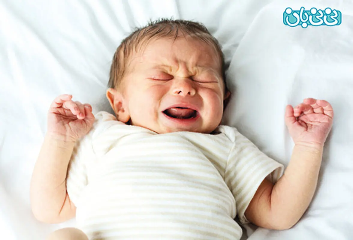 چرا نوزاد نفخ میکند؟
