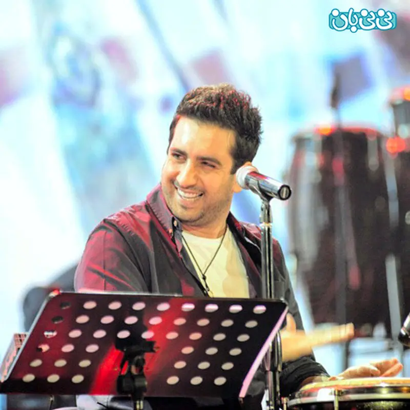 خواندن امید حاجیلی، واکنش یک دختربچه به آواز او / ویدئو