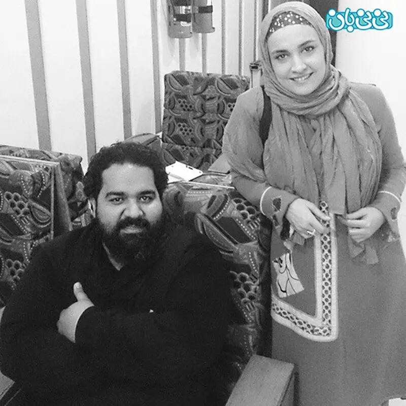 عکس خاله نرگس، کنار رضا صادقی