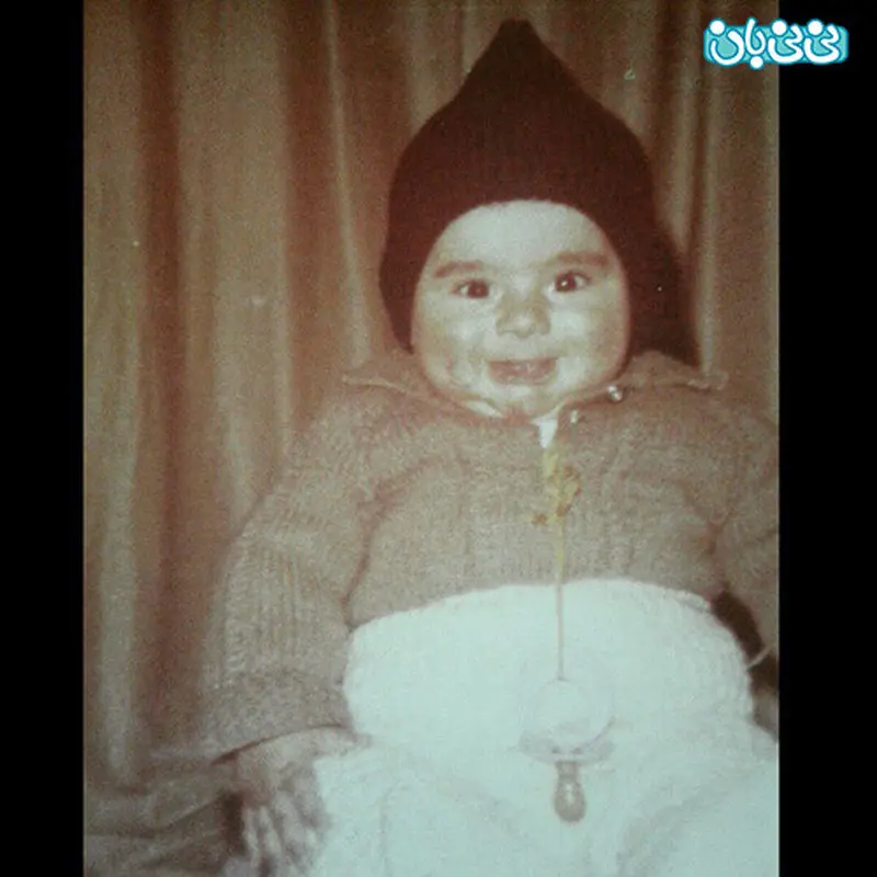 عکس محسن کیایی، وقتی چند ماهه بود