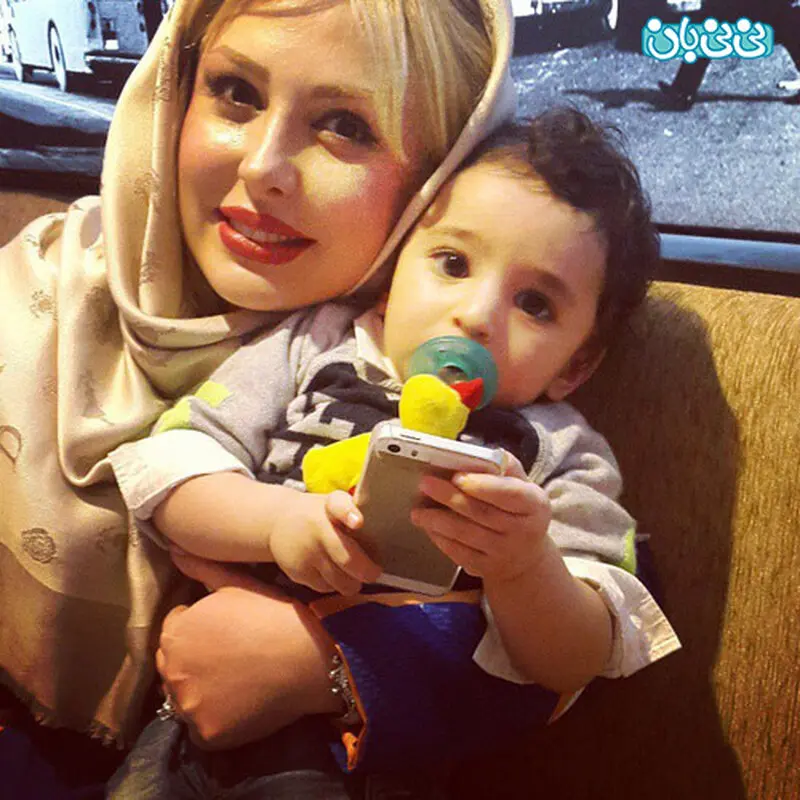 پسر شیلا خداداد، کنار نیوشا ضیغمی