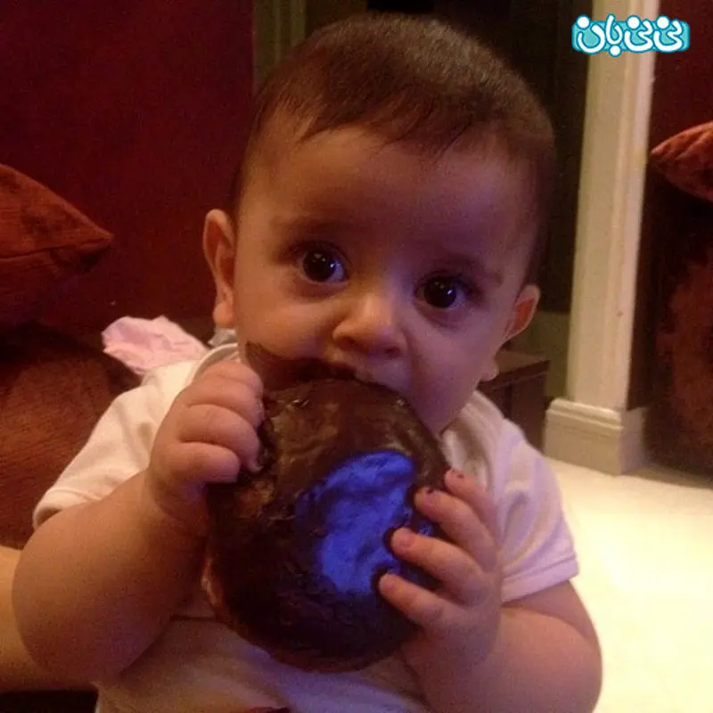 عکس علی کریمی و دخترش، هیما شکمو!