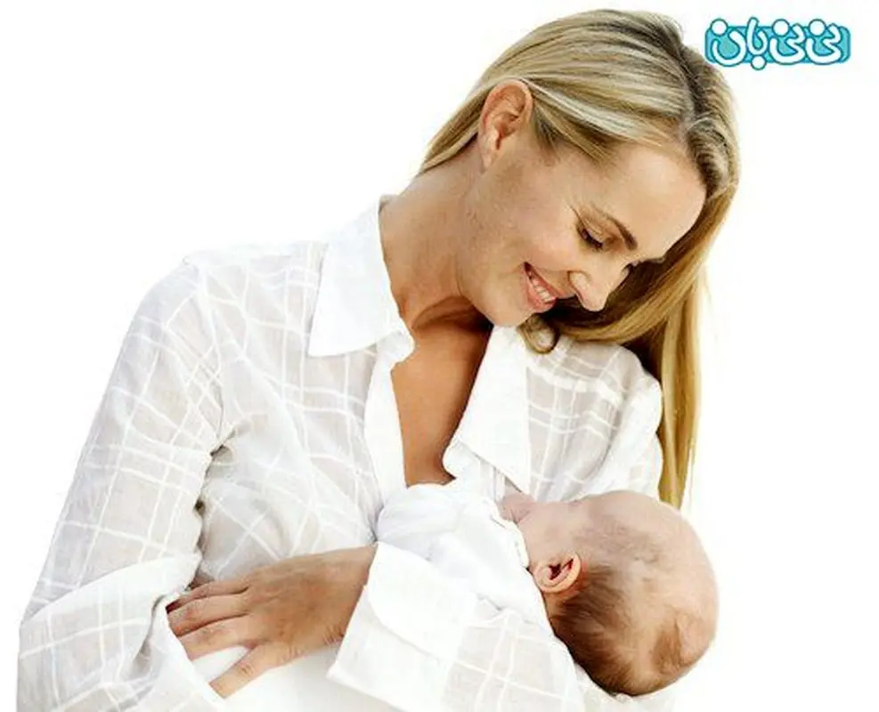زمان شیر دادن به نوزاد کی است؟
