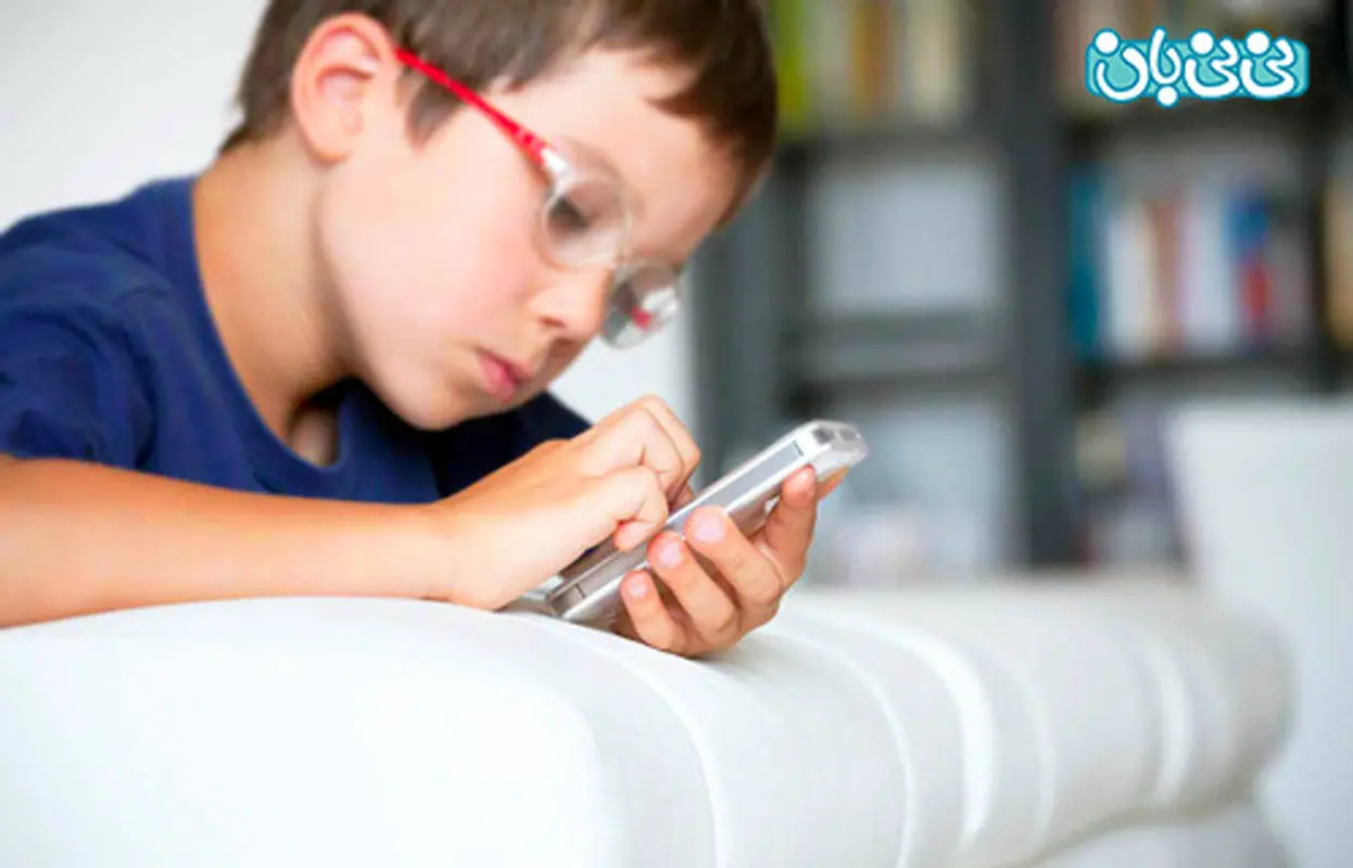 از چه سنی برای کودک موبایل بخریم؟