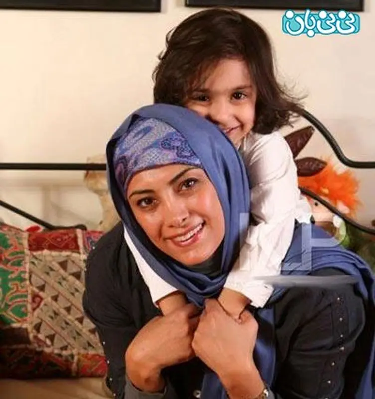 لادن طباطبايی:دخترم اوتيسم دارد