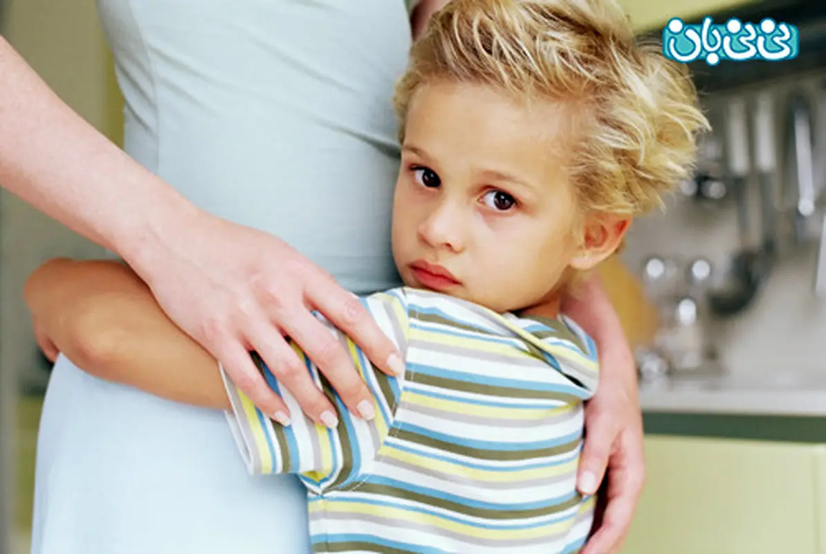وابستگی شدید کودک به والدین، طبیعی است؟