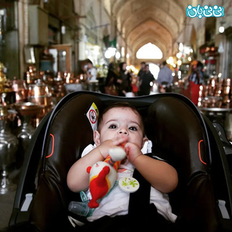 دختر محسن یگانه، نگاه در اصفهان