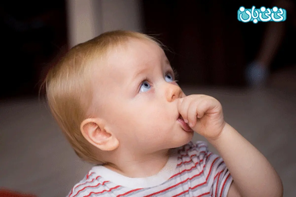 عوارض مکیدن انگشت در کودکان