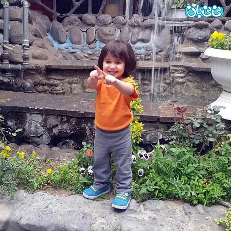 برزو ارجمند در اینستاگرام، عکس های خانوادگی