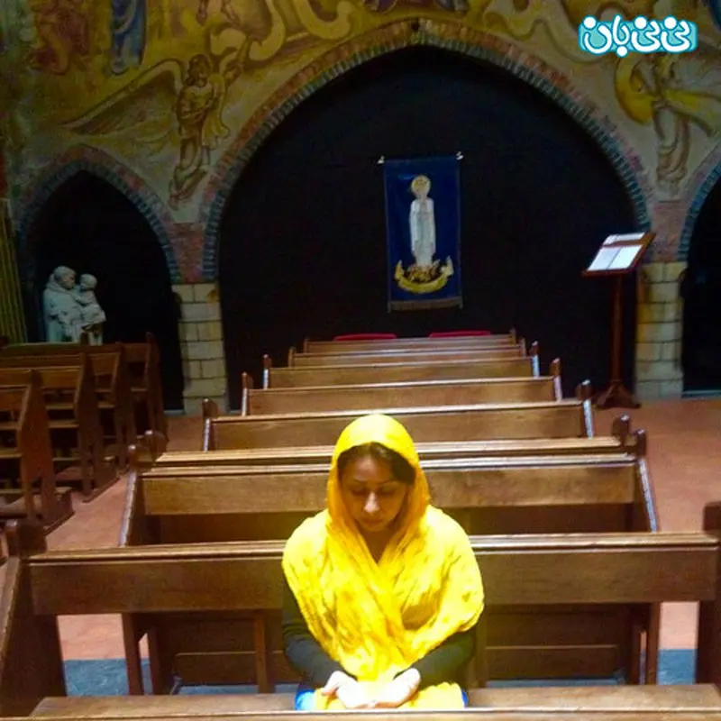 شاعر عرفان نظر آهاری، راز و نیازش در کلیسا