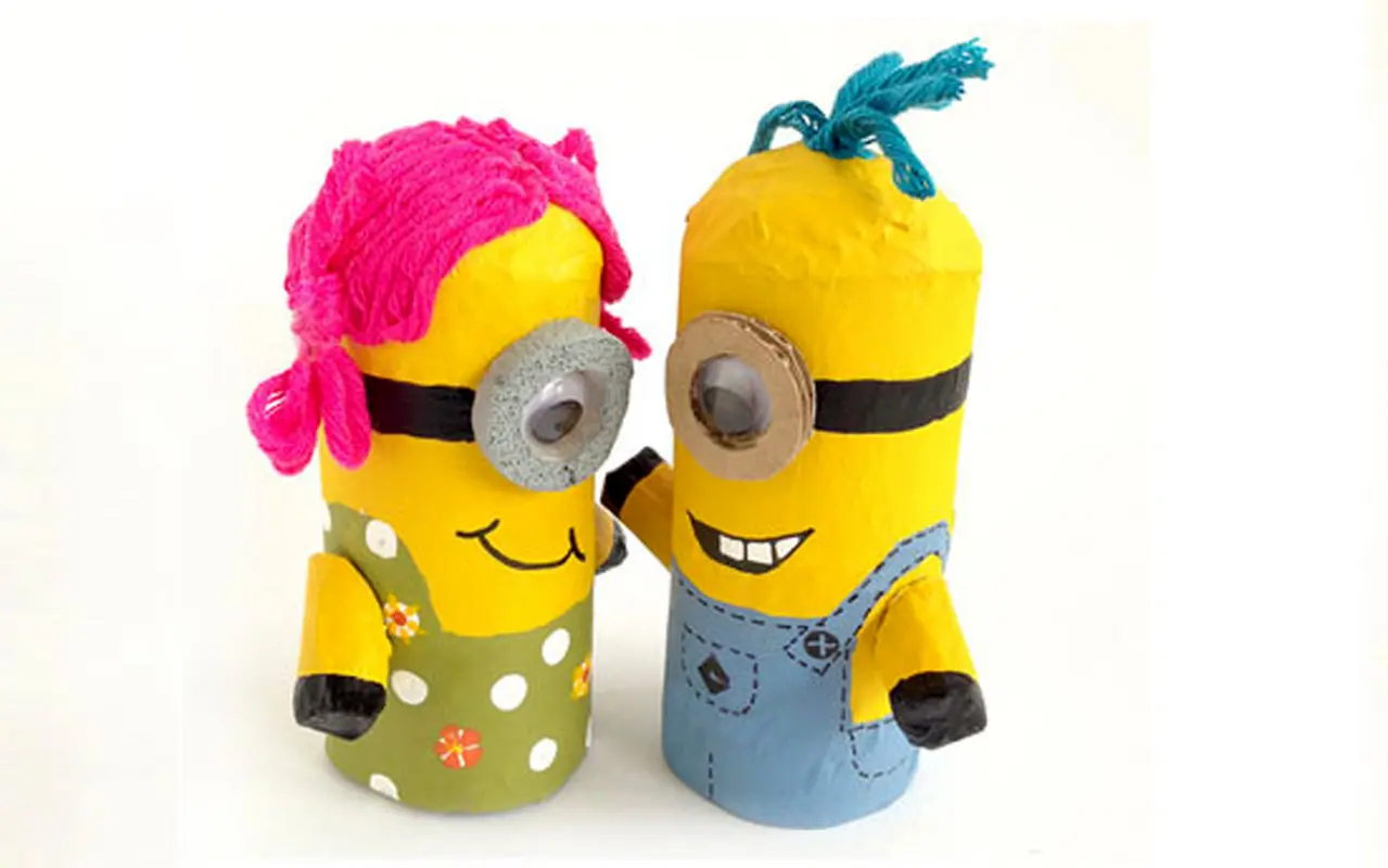 ساخت عروسک مینیون با رول دستمال کاغذی