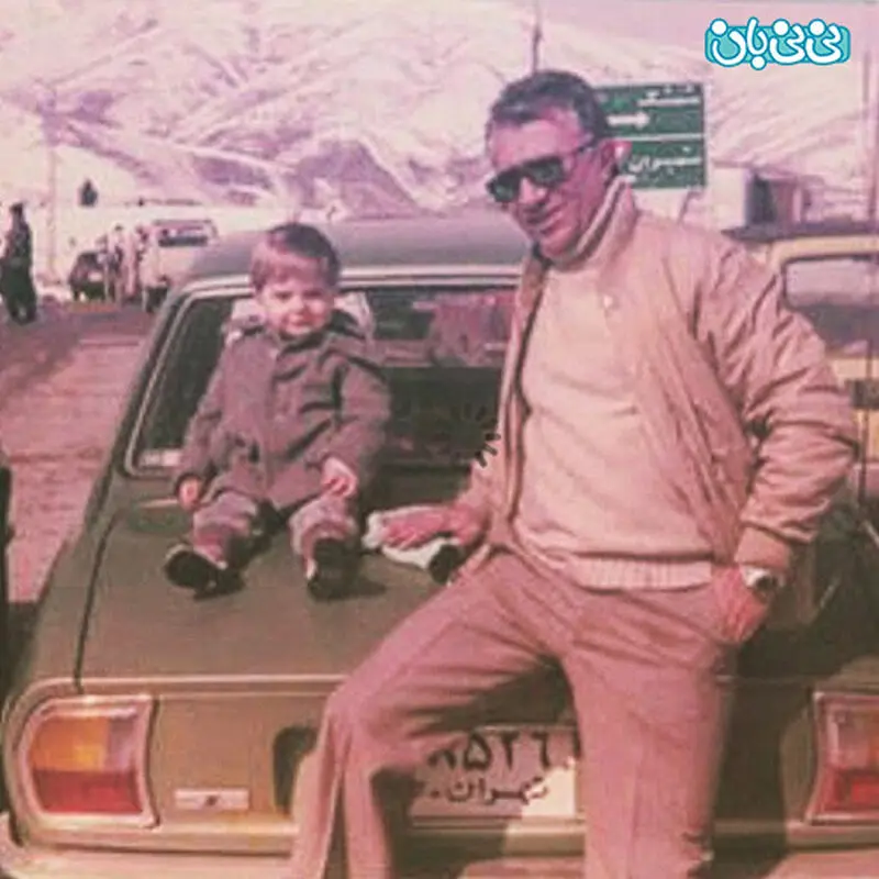 عکس علیرضا رئیسی و پژو 504!