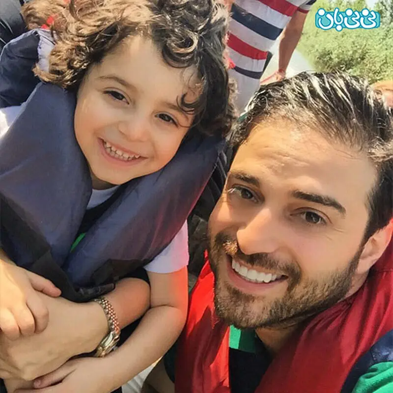 سلفی بابک جهانبخش، همراه پسرش در قایق