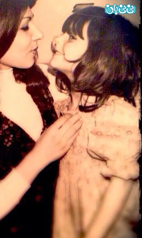 هنگامه قاضیانی و مادرش، چهل سال پیش