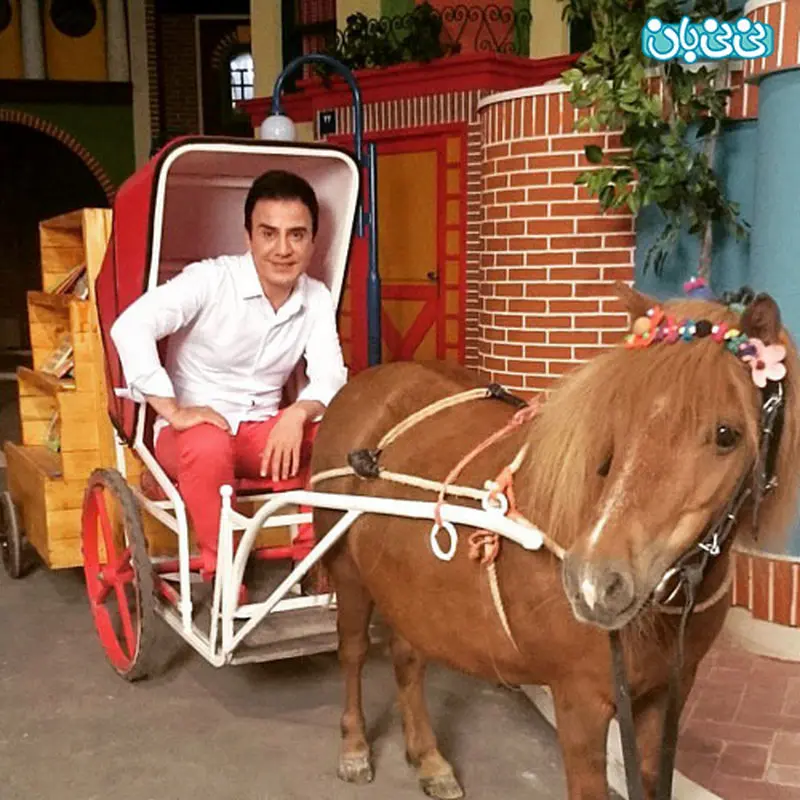 عمو پورنگ در پشت صحنه محله گل و بلبل