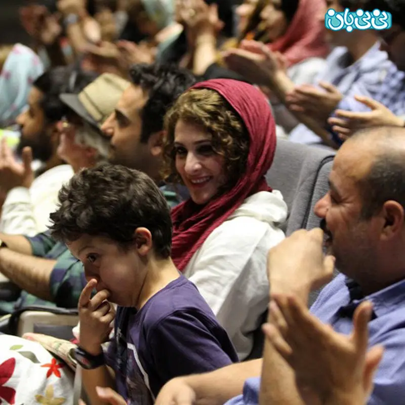 پسر ویشکا آسایش، تلاش برای سوت زدن!