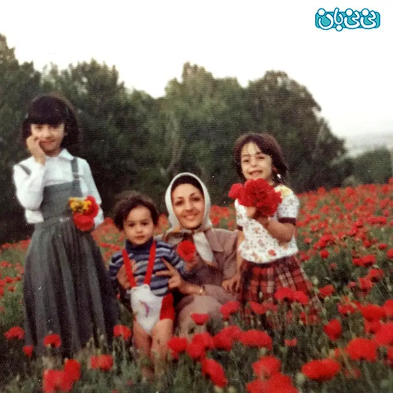 هانیه توسلی و مادرش، 35 سال پیش
