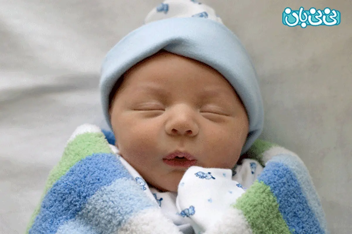 علت بیخوابی نوزاد، طبیعی یا غیر طبیعی؟