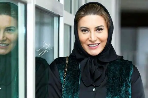 دکوراسیون لاکچری و عاشقانه اتاق خواب فریبا نادری، راز زیبایی پری سیمای ستایش 