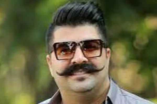 عکس لو رفته از همسر خیلی جوان بهنام بانی / ازدواج آقای بازیگر با زن مو بلوند !