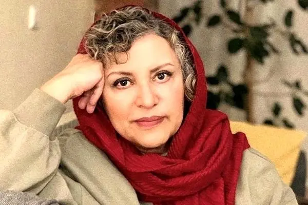 جشن تولد عجیب 63 سالگی رویا تیموریان با کیک شکلاتی خاص!