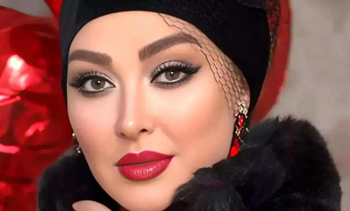 عکس جدید الهام حمیدی با عینک های شیک از برندی معروف + عکس