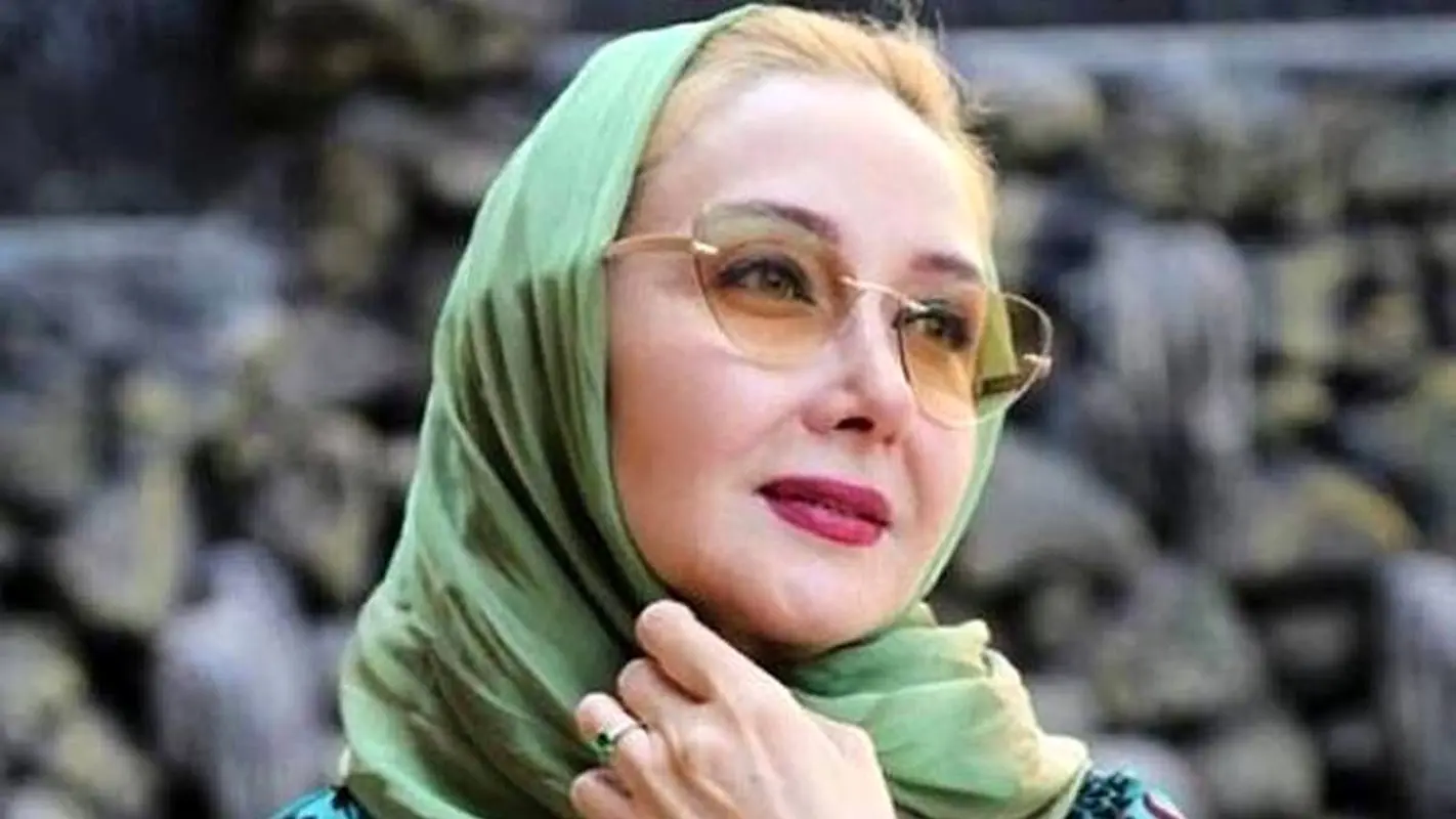 عکسی دیده‌نشده از کودکی کتایون ریاحی