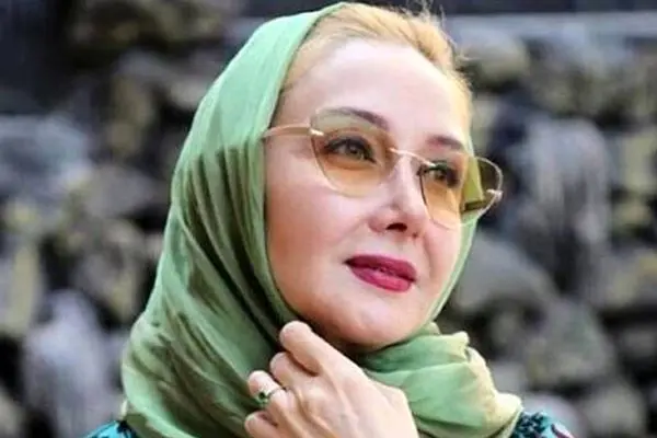 عکسی دیدهنشده از کودکی کتایون ریاحی