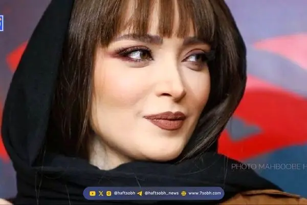 عکس‌های جذاب از والدین مرفه و پولدار بهنوش طباطبایی!