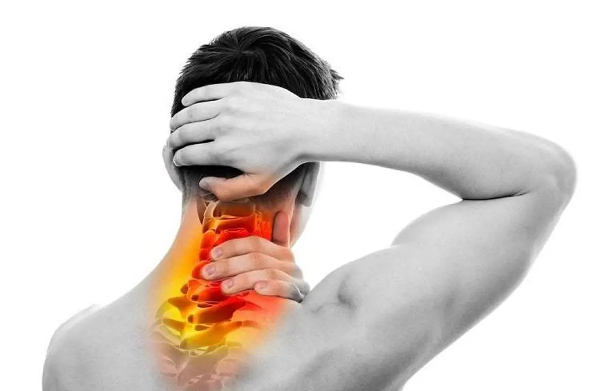 با درد گردن چه کنیم؟
