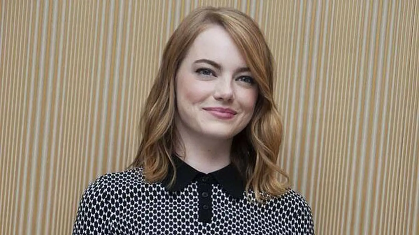 توصیف زیبایی اما استون ؛ چگونه میتوان احساس را از خطوط چهره خواند؟