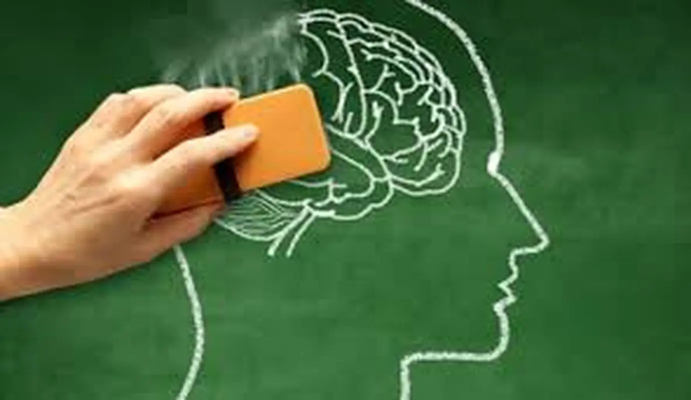 نشانه‌های آلزایمر از ۲۰ سالگی ظاهر می‌شود