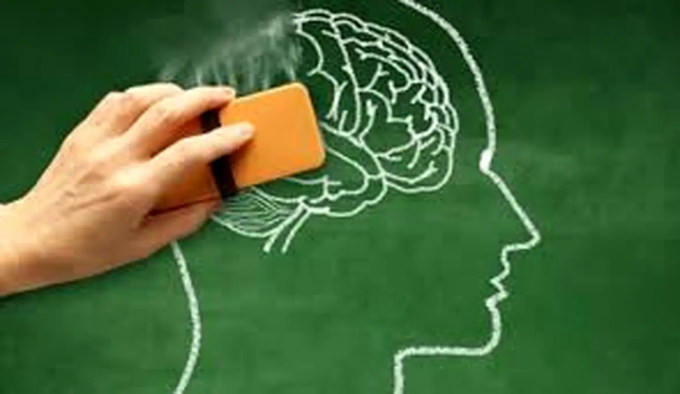 نشانه‌های آلزایمر از ۲۰ سالگی ظاهر می‌شود