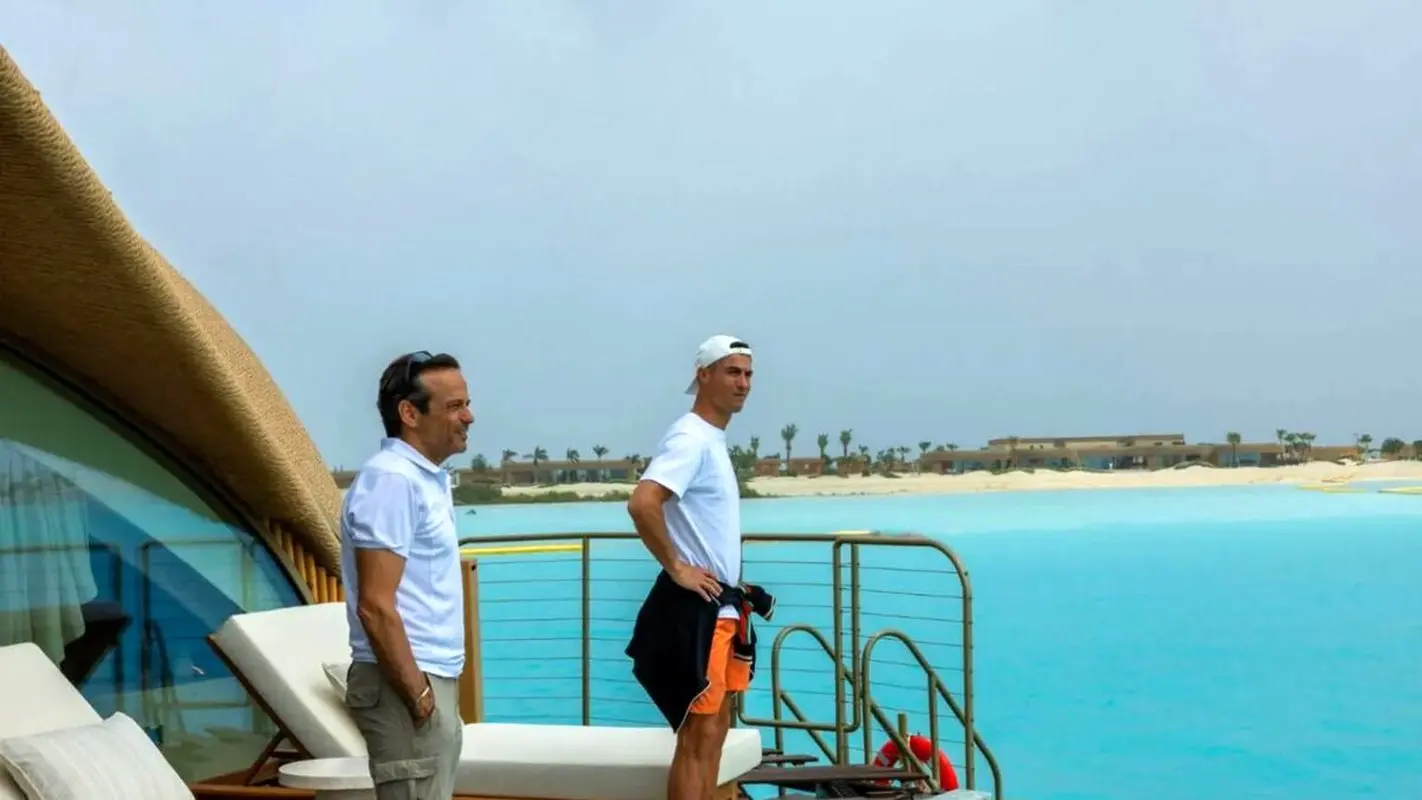 تصاویری از 2 ویلای رویایی که رونالدو در عربستان خریداری کرد (تصاویر)