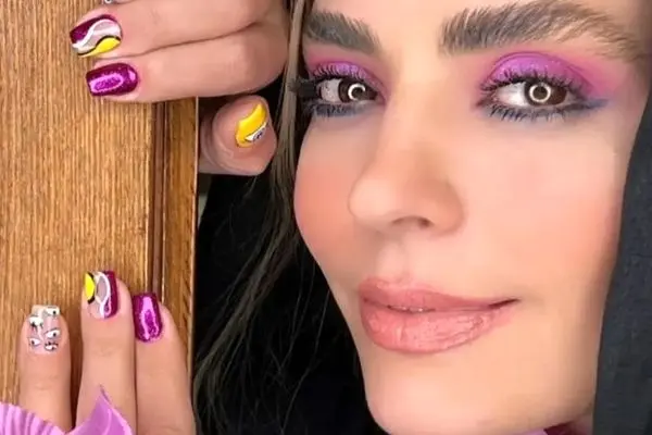 تصاویر لو رفته از سفر سپیده خداوردی به ساحل روسیه!