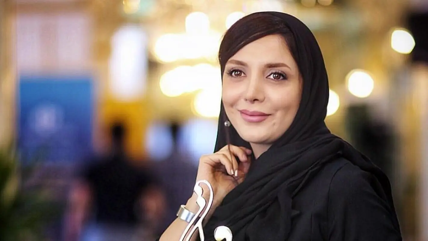 زندگی خصوصی رویا میرعلمی؛ تصاویری از کودکی تا تصویر مادرش با لباس عروس