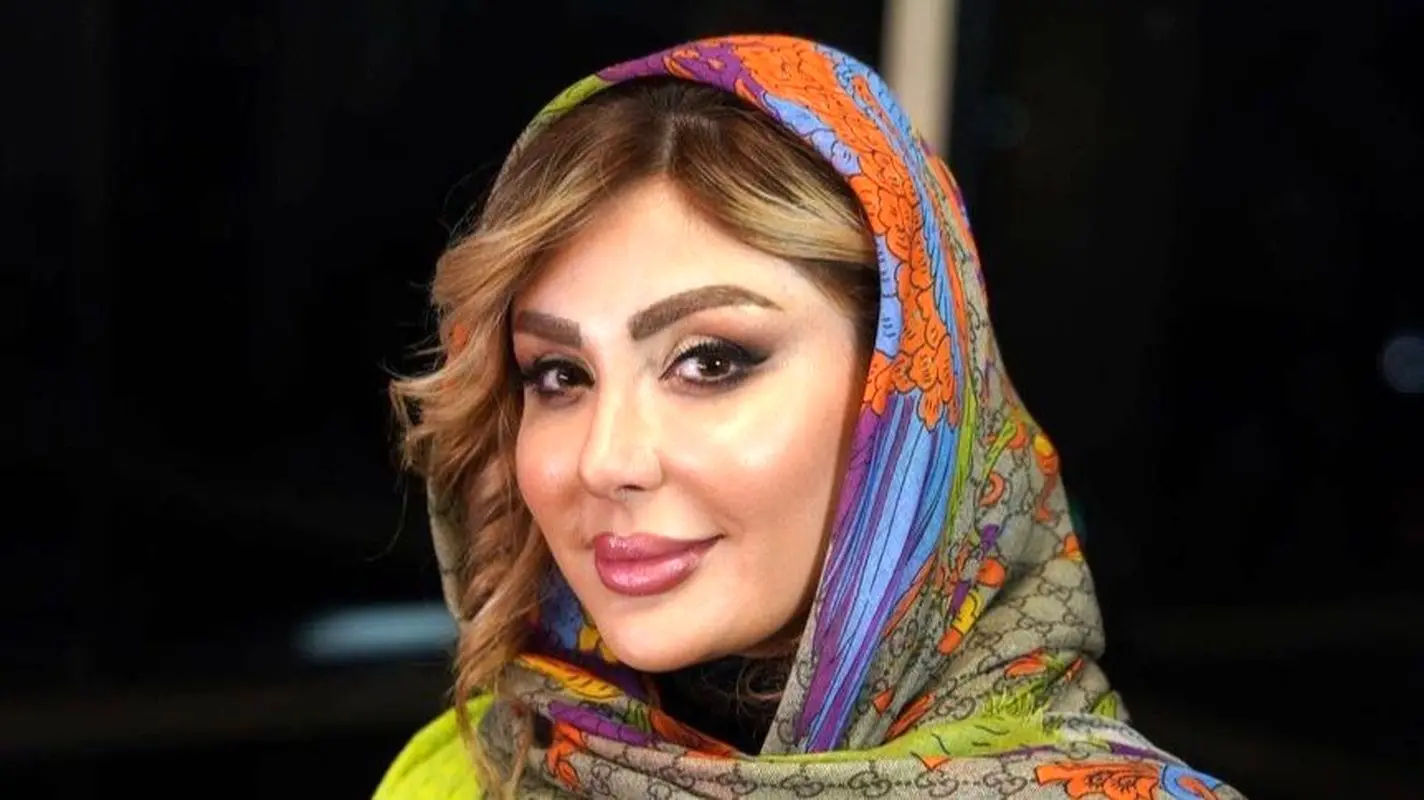 عکس کودکی خانم سلبریتی سرشناس و مادرش منتشر شد!